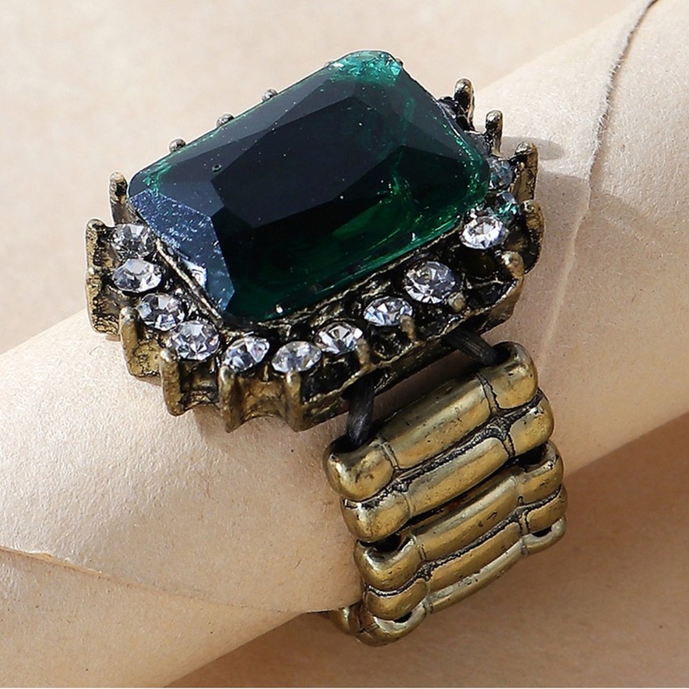 Emerald Majesty - image 1